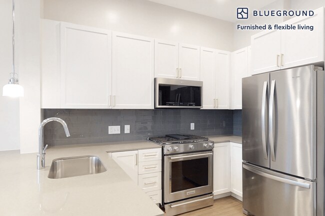 Building Photo - 332 Halstead Ave