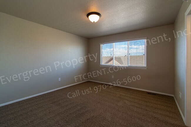 Building Photo - 3015 Denver Dr