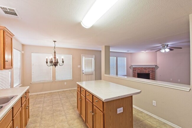 Building Photo - 10129 Placid Dr
