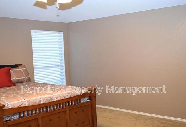 Building Photo - 12352 Silver Mist Trail