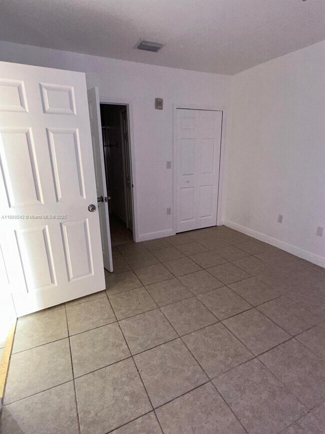 Building Photo - 20930 SW 87th Ave
