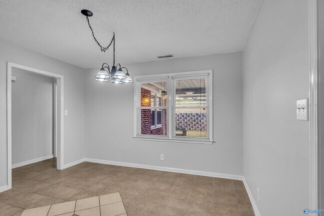 Building Photo - 212 Warfe Ct