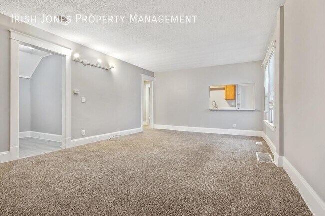 Building Photo - 95 N Transit St