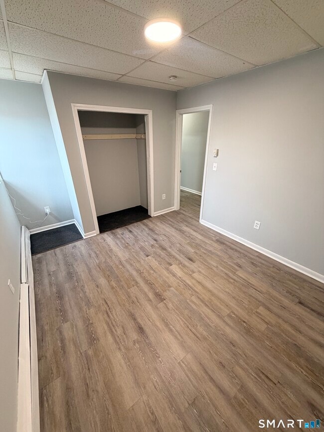 Building Photo - 197 S Leonard St