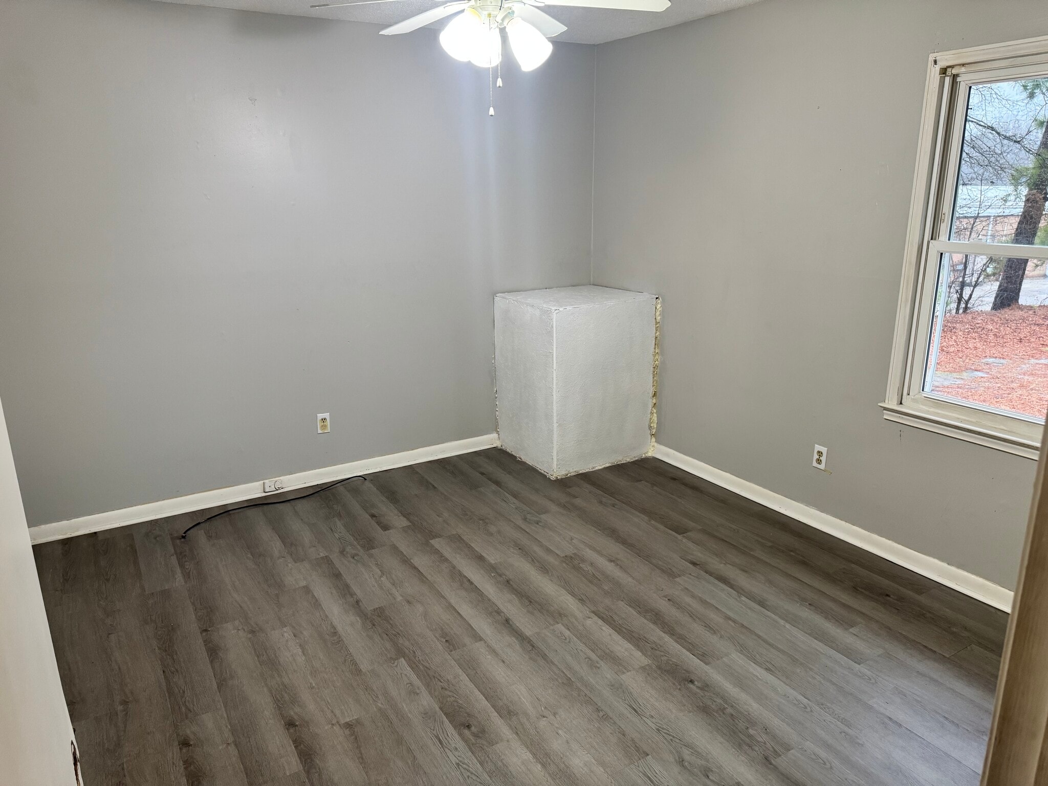 Building Photo - 79 W Dupree St