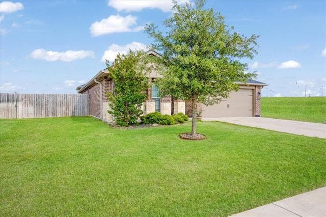 Building Photo - 2401 Southridge Ln