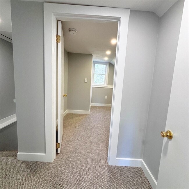 Building Photo - 301 Central St