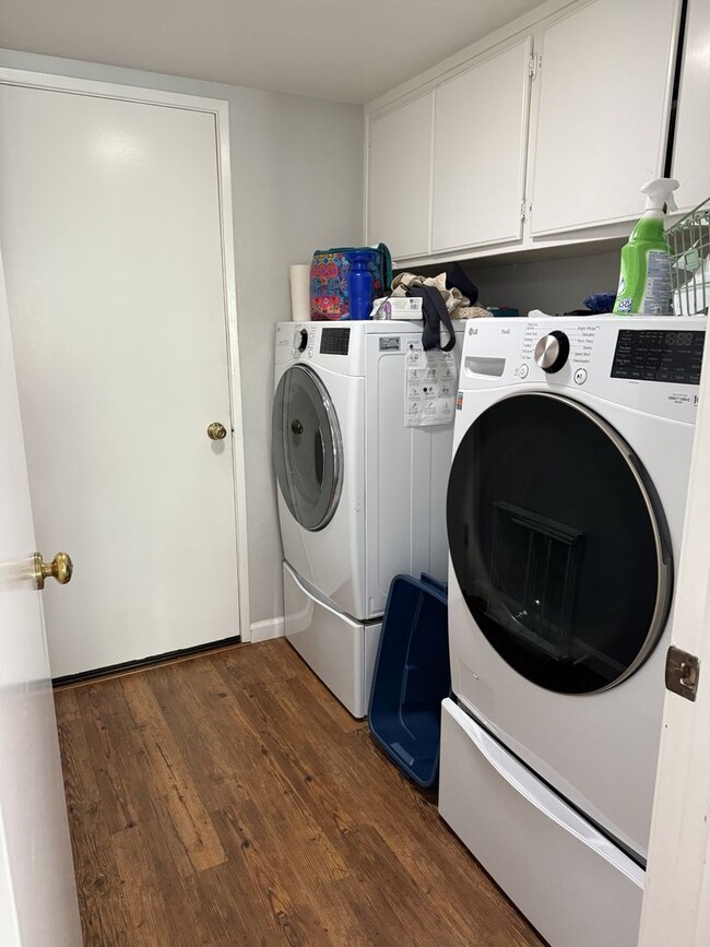 Building Photo - Rare Opportunity to live in the Arbors on ...