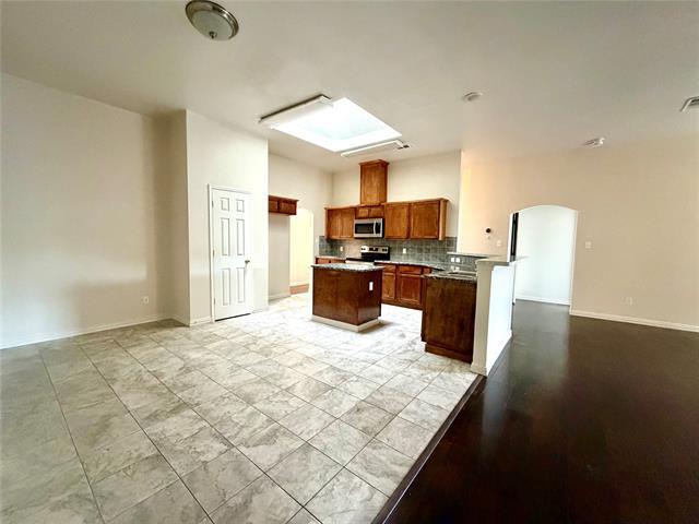 Building Photo - 5408 Dove Dr