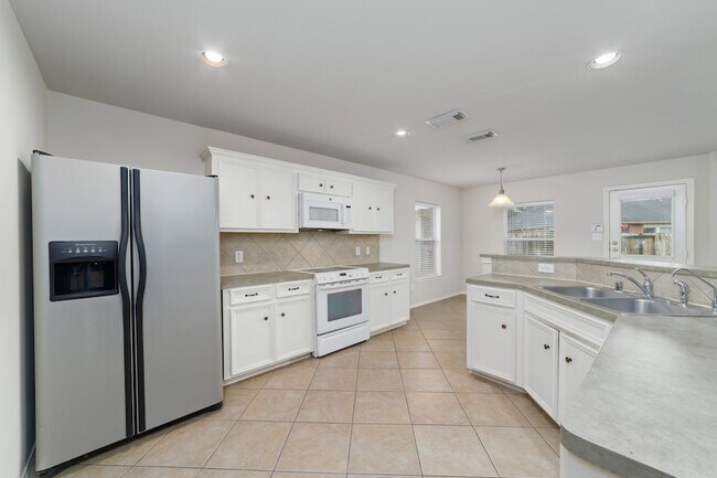 Building Photo - 20527 Port Bishop Ln