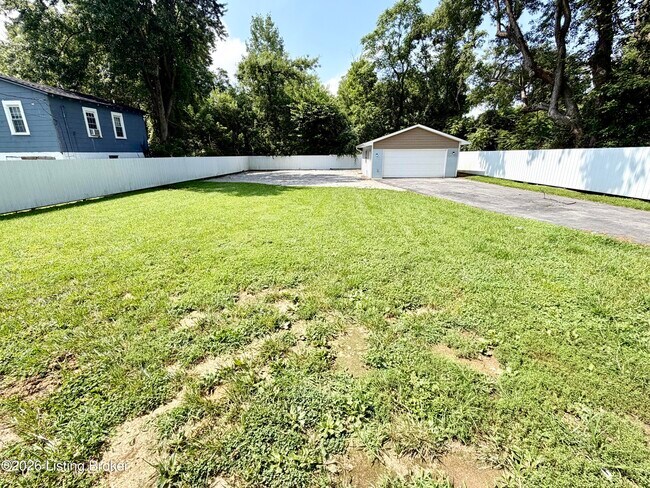 Building Photo - 5710 Barrett Ln