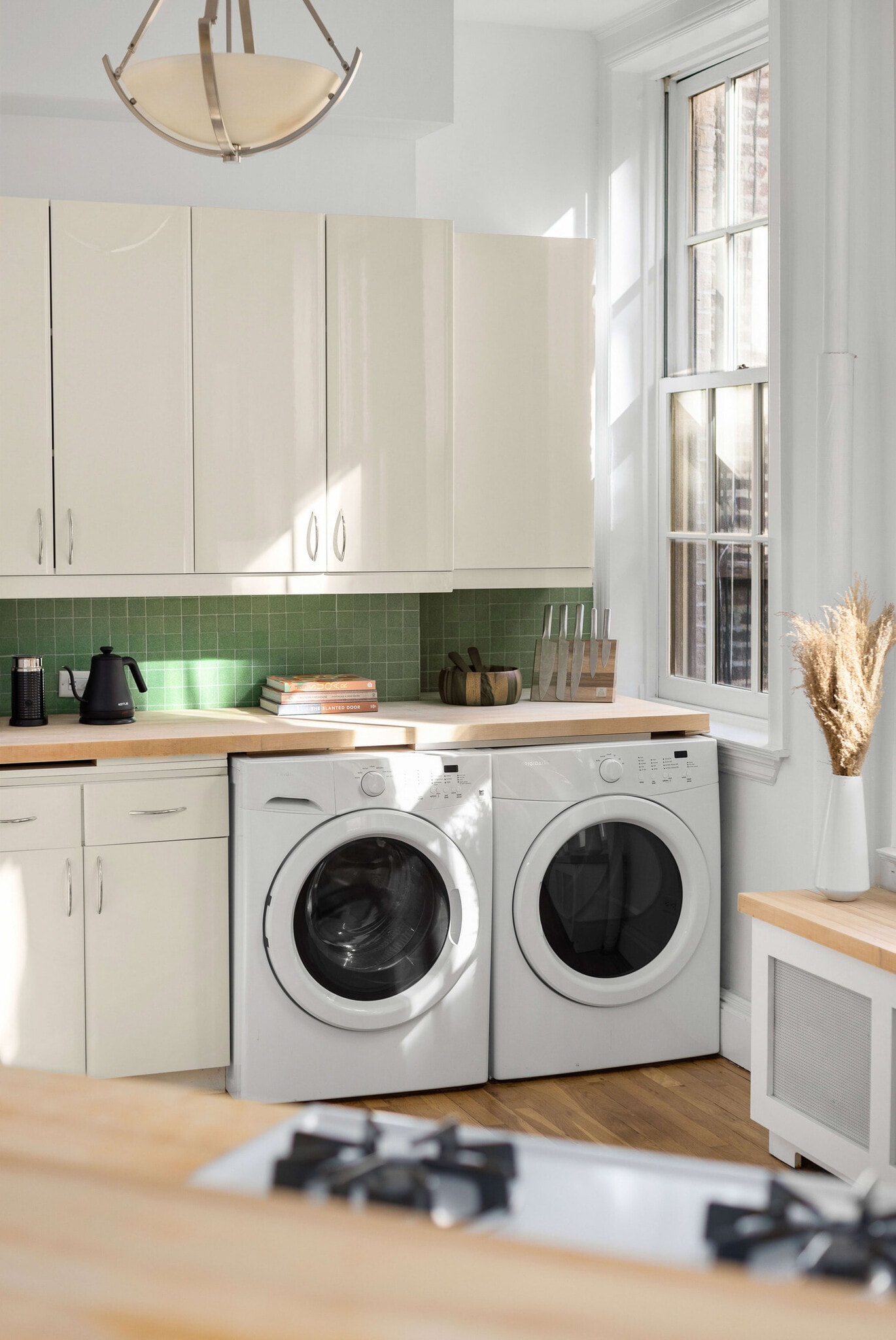 Building Photo - 508 Broadway-SI ID1035001P