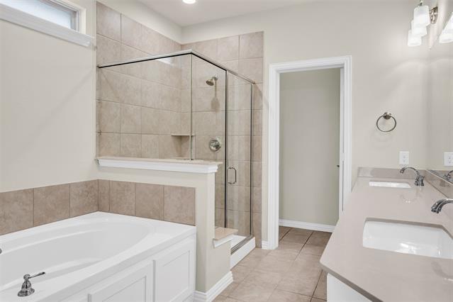 Building Photo - 3801 Quail Wood Dr