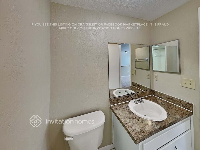 Building Photo - 16202 Fantasia Dr