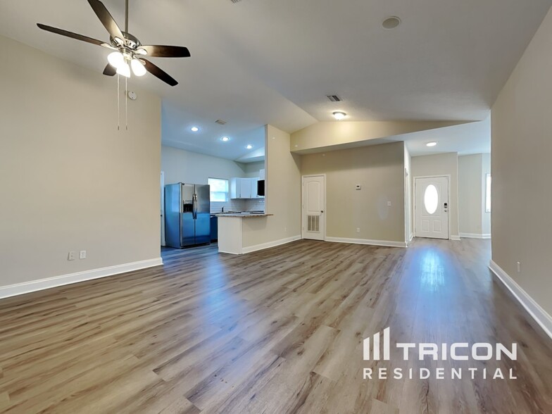 Building Photo - 39 Wood Acre Ln