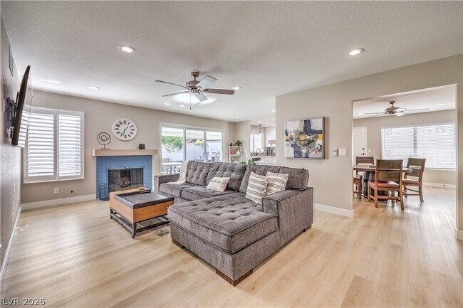 Building Photo - 6931 Wedgewood Way