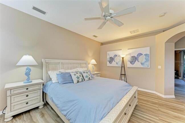 Building Photo - 135 River Enclave Ct