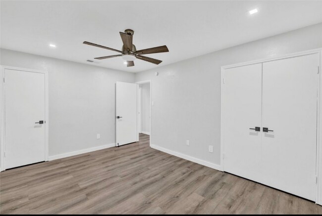 Building Photo - 2308 Foxcroft Ln