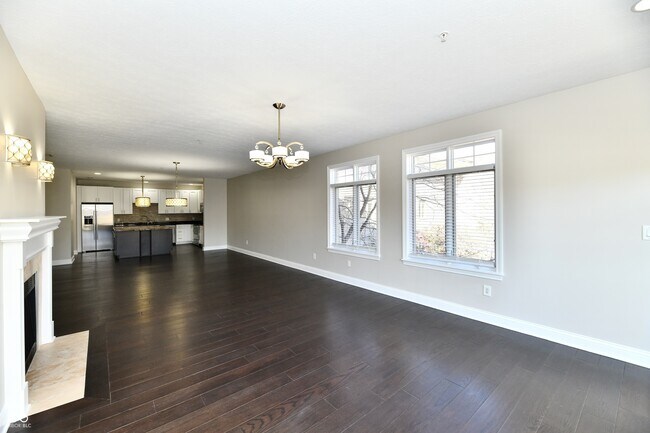 Building Photo - 8555 One W Dr