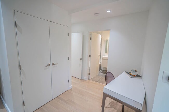 Building Photo - COMING SOON! 3 Bedroom Home for Rent in West Hollywood!