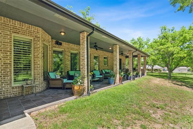 Building Photo - 8709 Claremont Dr