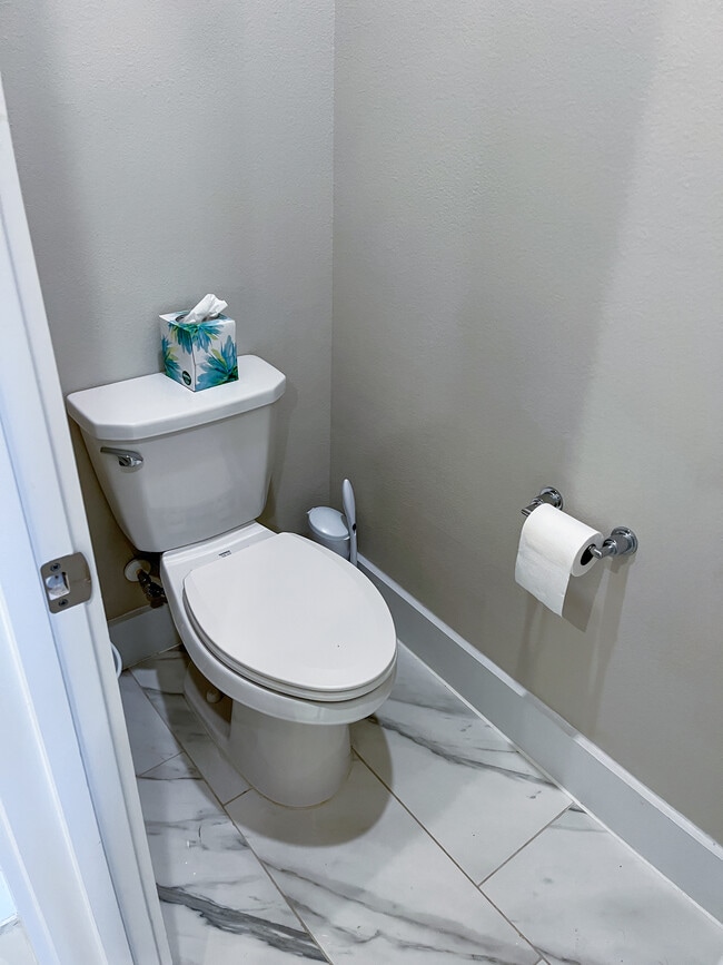 Building Photo - 2643 Fountain Key Blvd