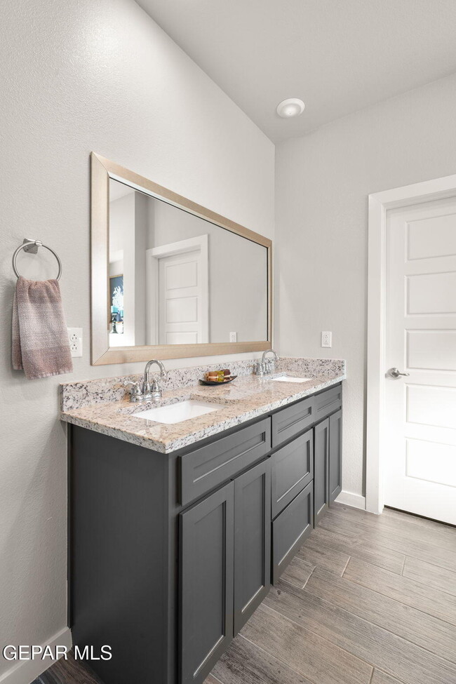 Building Photo - 15112 Purpose Ave