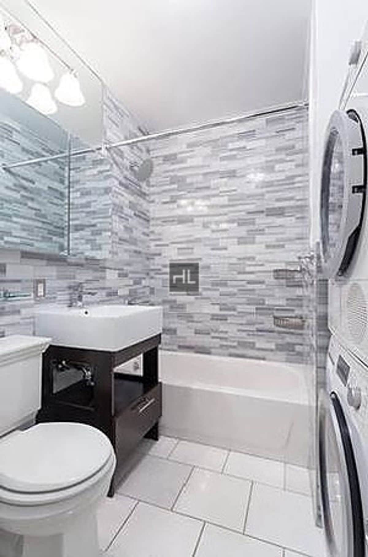 Building Photo - AVENUE B