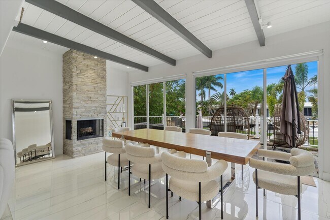 Building Photo - 2518 Key Largo Ln