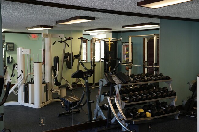 Building Photo - 2501 W Zia Rd