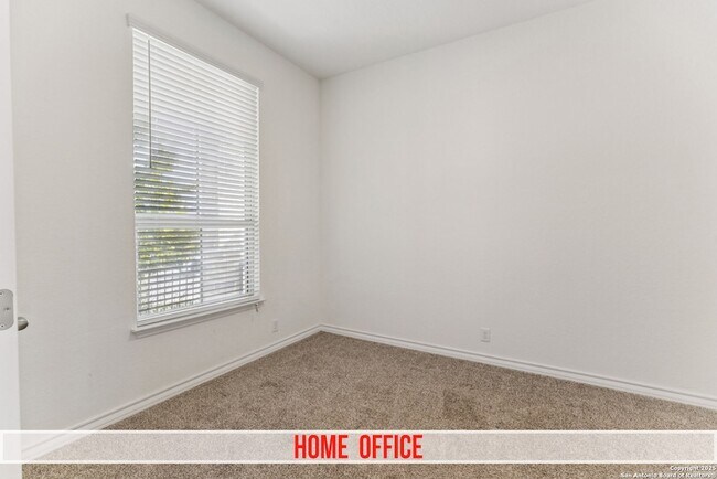 Building Photo - 12142 Buckaroo Ranch