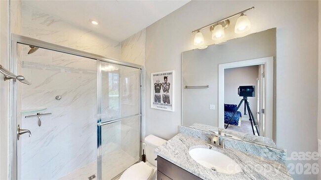 Building Photo - 3804 Sky Haven Dr