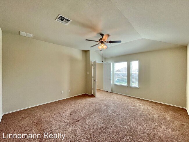 Building Photo - 4 br, 2.5 bath House - 3311 Lorne Drive