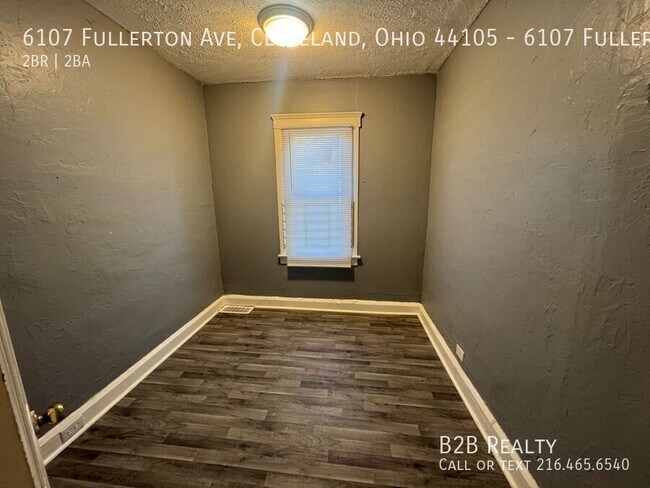 Building Photo - 6107 Fullerton Ave