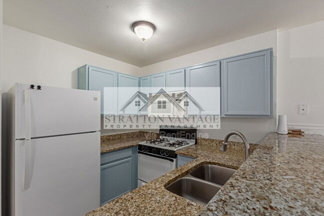 Building Photo - 125 S 56th St