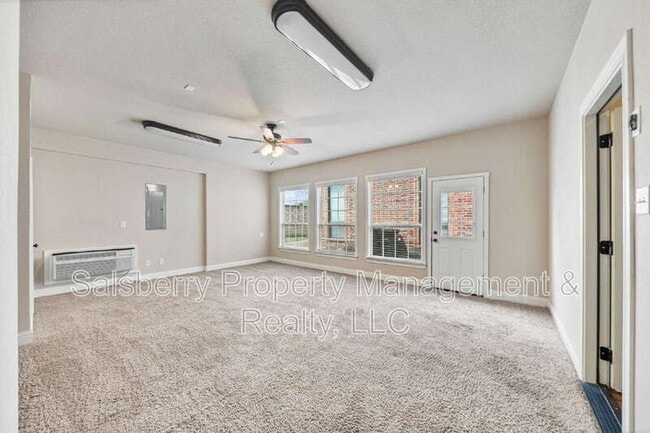 Building Photo - 4904 Ridglea Hills Ct