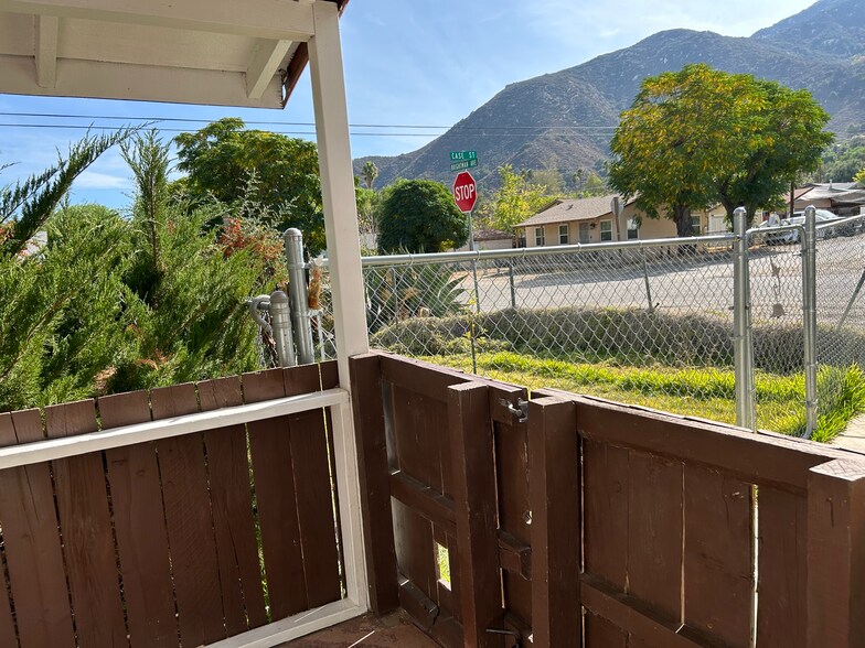 Building Photo - 33141 Case St