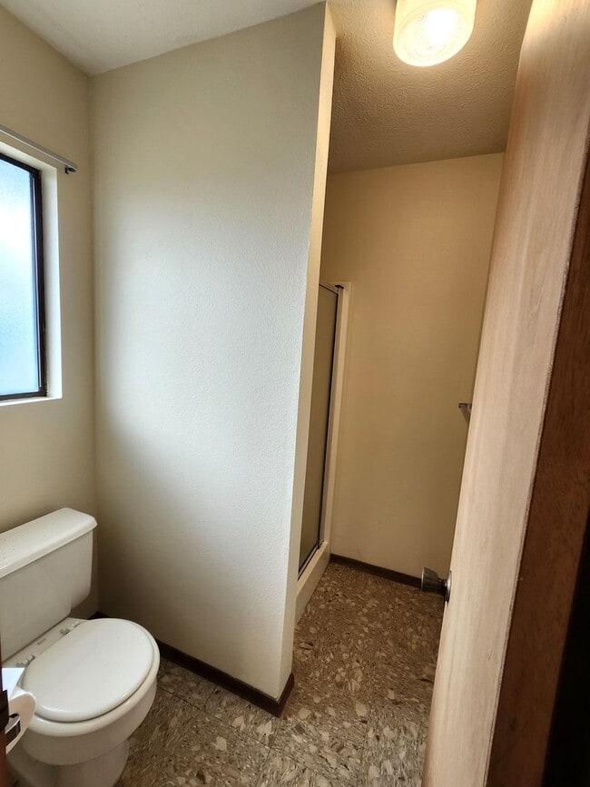 Building Photo - Ben &amp; Amy Tamura Irrevocable Trust - F...