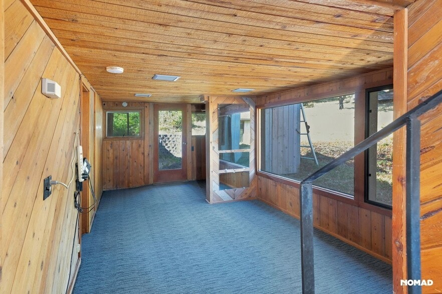 Building Photo - 1750 Ashland Mine Rd