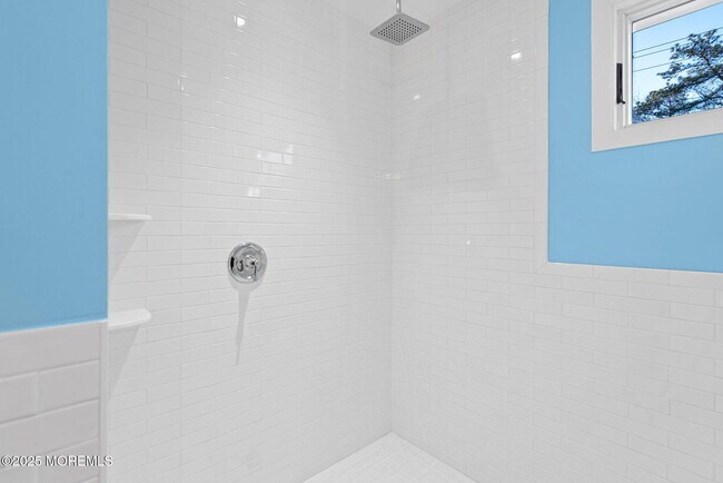 Building Photo - 458 Newtons Corner Rd