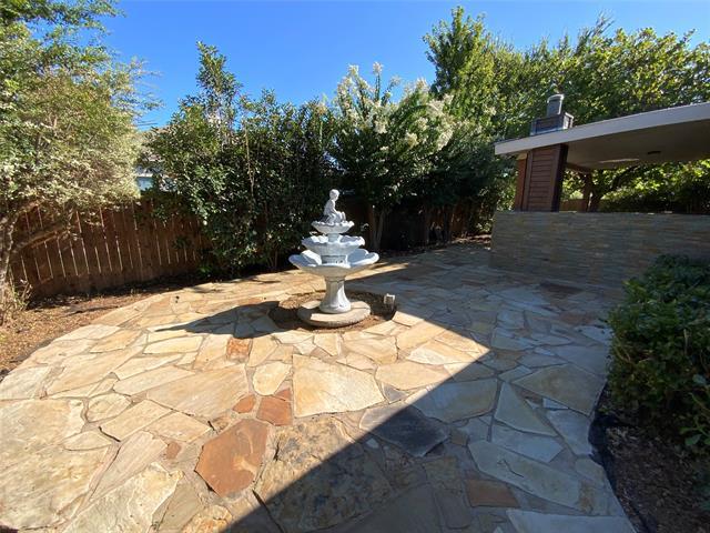 Building Photo - 15555 Appaloosa Dr