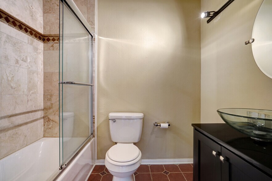 Building Photo - 9103 Summertime Ln