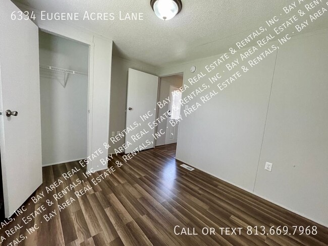 Building Photo - 6334 Eugene Acres Ln