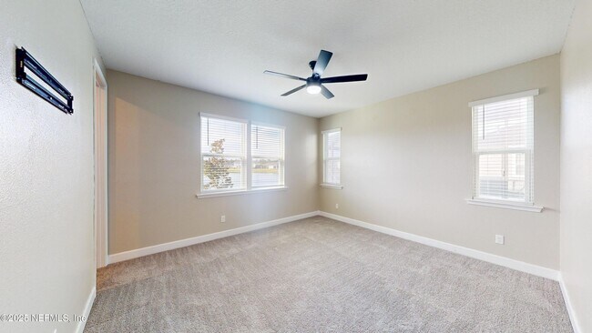 Building Photo - 333 Cedar Elm Wy