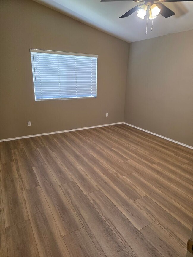 Building Photo - South Temecula - 4 Bedroom Home in Paloma ...