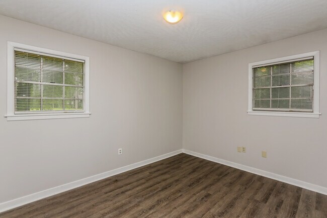 Building Photo - Beautiful 3 Bedroom Home in Jackson!