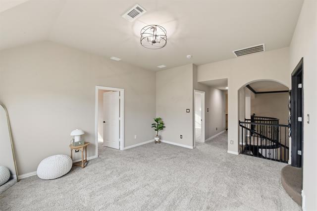 Building Photo - 1604 Bonanza Ln