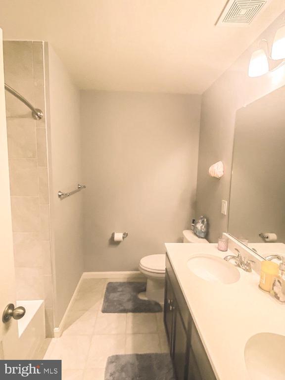 Building Photo - 145 Wayland Rd