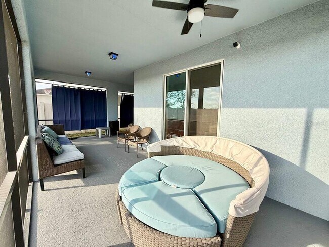 Building Photo - 12258 Blue Pacific Dr