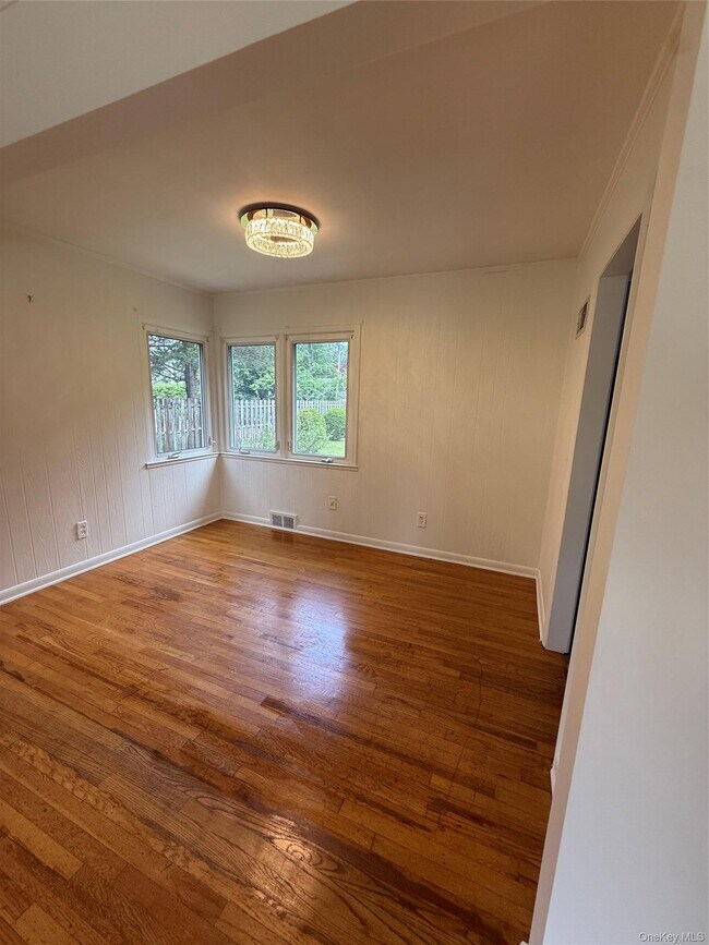 Building Photo - 36 Greenvale Farms Rd
